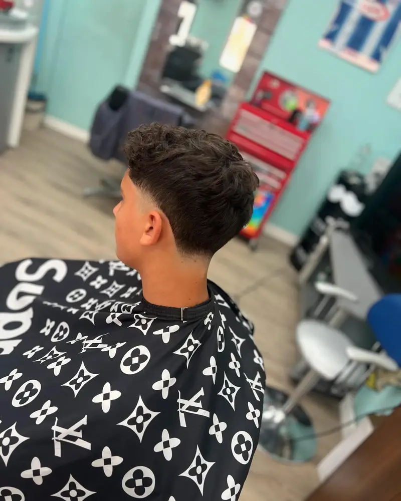 Tendencias de corte de hombre 2026: los estilos que arrasan en Zaragoza